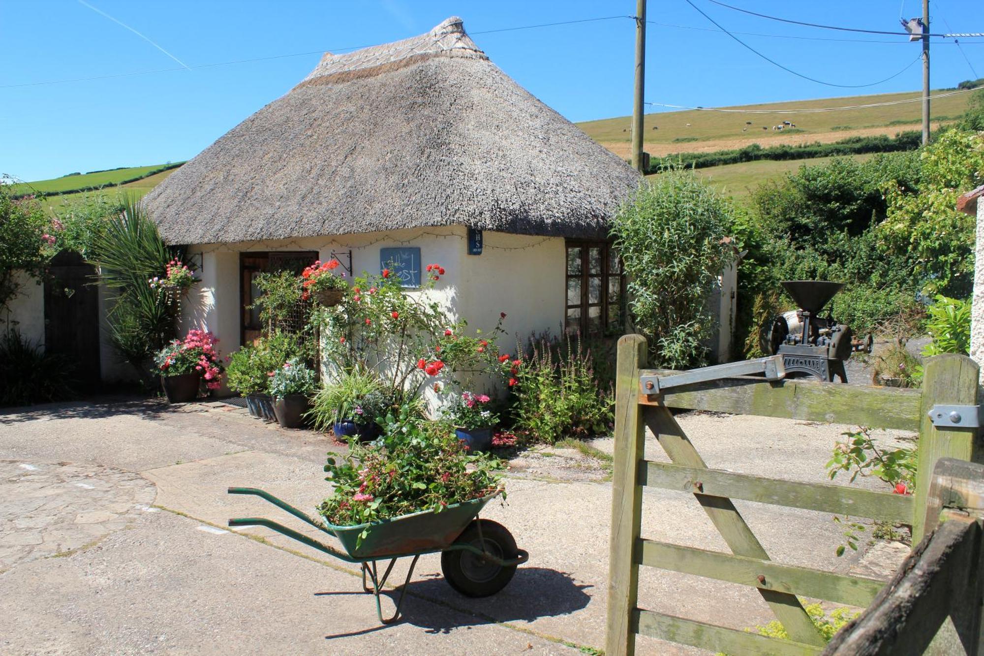 The Nest - Thatched Seaside Country Cottage For Two Stokeinteignhead Zewnętrze zdjęcie